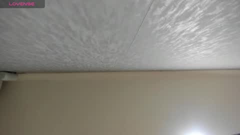 Snapshot of paulinasaeenz chatting on 10.16.25 PaulinaSaennz online show from 10.16.25