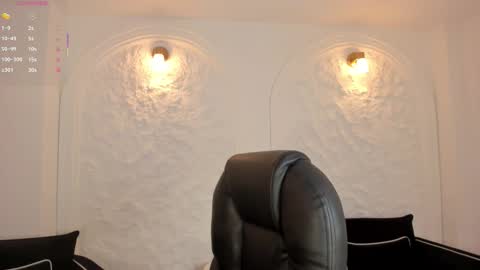 Paulina Santos  online show from 10.03.25