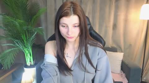 Pauline online show from 01.11.26