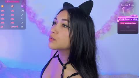 Pauline online show from 02.05.25