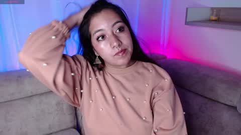 Paula online show from 12.04.24