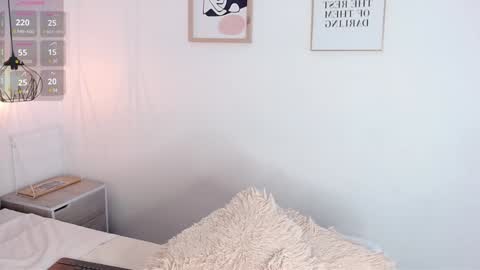 Paula online show from 01.28.25