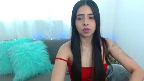 Snapshot of pauliv chatting on 12.22.25 Paulina online show from 12.22.25