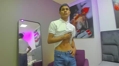 Snapshot of paull_cassidy chatting on 10.02.25 Paull Cassidy online show from 10.02.25