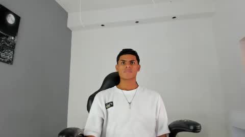 Snapshot of paull_cassidy chatting on 10.09.25 Paull Cassidy online show from 10.09.25