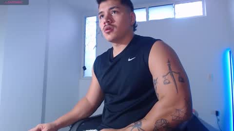 Snapshot of paulo_allen chatting on 10.22.25 Paulo online show from 10.22.25