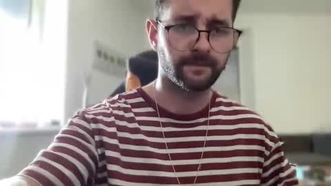 love bush online show from 09.11.25