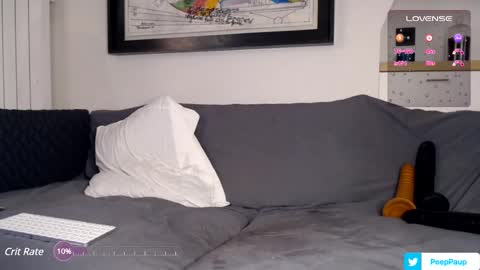 Snapshot of paupfr chatting on 12.13.24 Paup online show from 12.13.24