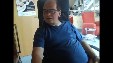 Snapshot of pavlovsdog2006 chatting on 09.22.25 Pavlov aka Peter online show from 09.22.25