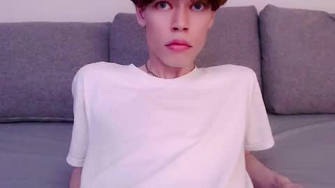 Snapshot of pawclaw chatting on 10.08.25 pawclaw online show from 10.08.25