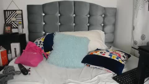 Snapshot of payton_bailey chatting on 12.30.24 Payton online show from 12.30.24