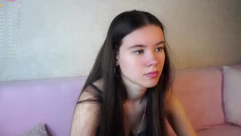 Snapshot of pazrapacki chatting on 04.30.26 Beautiful Mila online show from 04.30.26