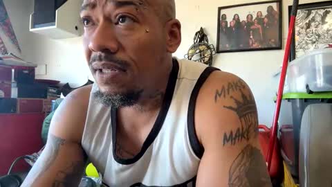 Snapshot of pcuddy3 chatting on 04.22.26 Phenomenal online show from 04.22.26
