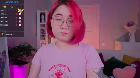 Lilian   online show from 09.26.25
