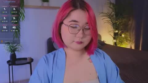Lilian   online show from 09.30.25