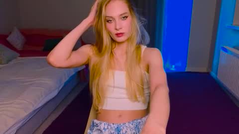 Lexy Peach online show from 03.23.26