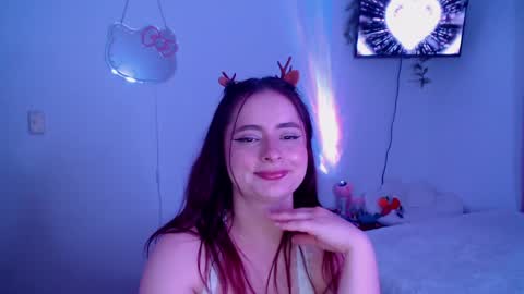 peacherry_ online show from 12.17.24