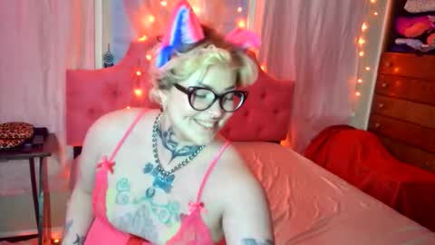 Peach Pwuppy online show from 01.13.26