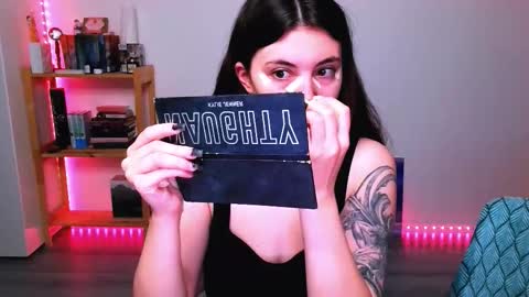 Snapshot of peachybabe__ chatting on 10.19.25 Peachy online show from 10.19.25