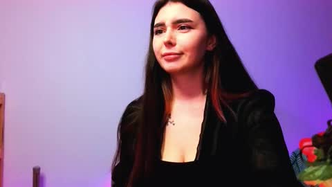 Snapshot of peachybabe__ chatting on 10.28.25 Peachy online show from 10.28.25