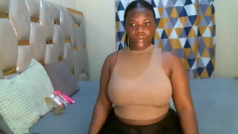 Snapshot of peachygirl255 chatting on 04.19.26 Peachy online show from 04.19.26