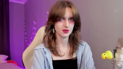 Snapshot of peachymaybe chatting on 10.06.25 Peachy not a bb baby love or something Please call me Peachy online show from 10.06.25