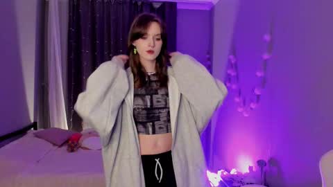 Snapshot of peachymaybe chatting on 10.12.25 Peachy not a bb baby love or something Please call me Peachy online show from 10.12.25