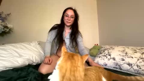 PeachyObsession online show from 02.13.26