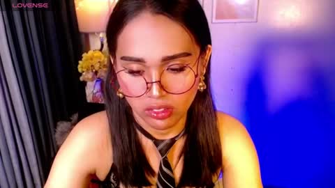 Snapshot of peakaboo_xx chatting on 07.21.26 Angel Creamdensada online show from 07.21.26