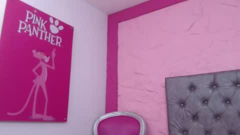 Snapshot of pearl_micheltsm chatting on 07.08.26 michel online show from 07.08.26