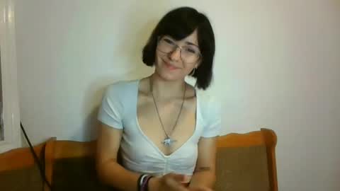Snapshot of pearlgirl2006 chatting on 07.19.26 pearlgirl2006 online show from 07.19.26