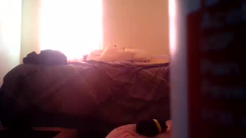 Snapshot of pebblessmith453 chatting on 11.10.25 pebblessmith453 online show from 11.10.25