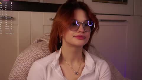 Lily online show from 10.03.25