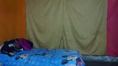 Snapshot of pecadodulce chatting on 12.04.25 pecadodulce online show from 12.04.25