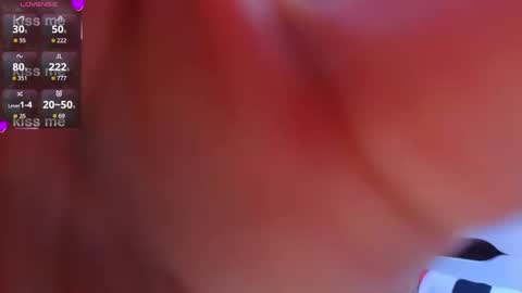 Snapshot of peggyhodges chatting on 11.09.25 LisaDrako online show from 11.09.25