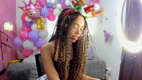 peneelopeecute online show from 12.13.24