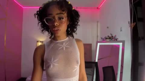 peneelopeecute online show from 02.17.25