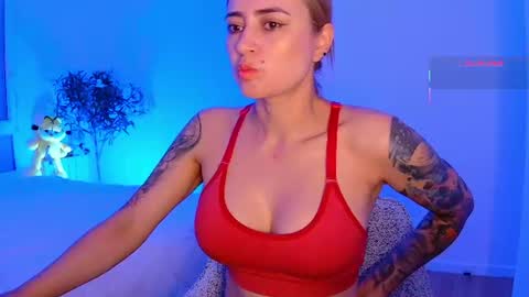 Hi Im Penelope  better vibrations  1111 online show from 06.21.26