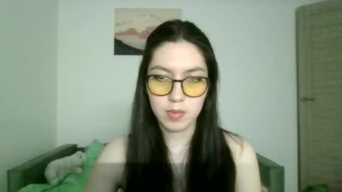 Snapshot of peony_a chatting on 06.21.26 peony a online show from 06.21.26