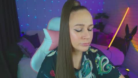 Snapshot of pepper_cat chatting on 10.01.25 Dia online show from 10.01.25