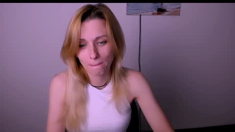 Mia online show from 11.20.25