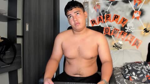 percibal_junior1 online show from 10.31.25