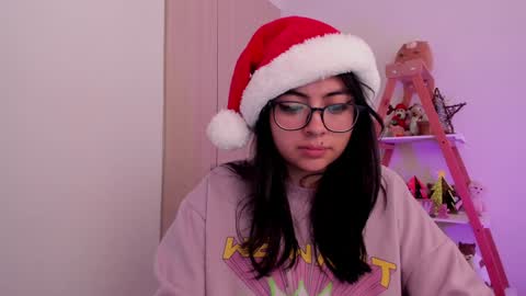 Sarah Ana Banana online show from 12.23.24