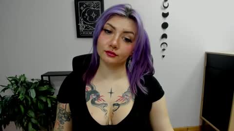 Snapshot of perfect_gabbie chatting on 01.11.25 Gabbie online show from 01.11.25