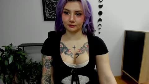 Snapshot of perfect_gabbie chatting on 01.13.25 Gabbie online show from 01.13.25