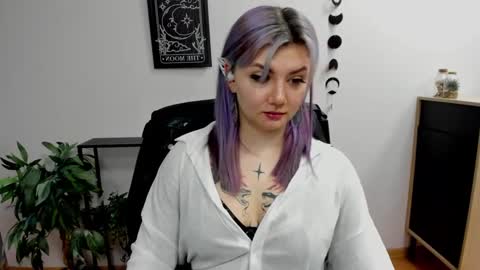 Snapshot of perfect_gabbie chatting on 02.01.25 Gabbie online show from 02.01.25