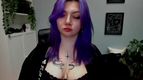 Snapshot of perfect_gabbie chatting on 03.10.25 Gabbie online show from 03.10.25