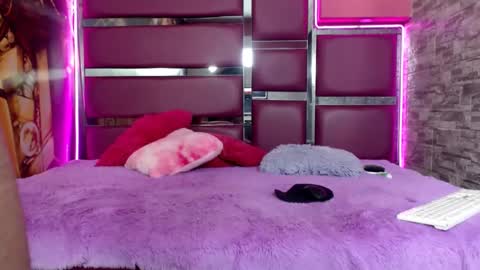 perfectlump online show from 01.16.25