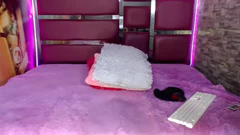 perfectlump online show from 02.14.25