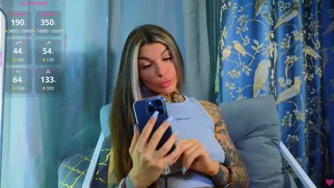 Anna online show from 10.04.25